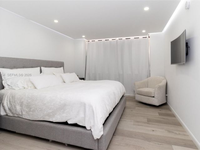 Apartment for rent  Unit #619 - photo 7172857