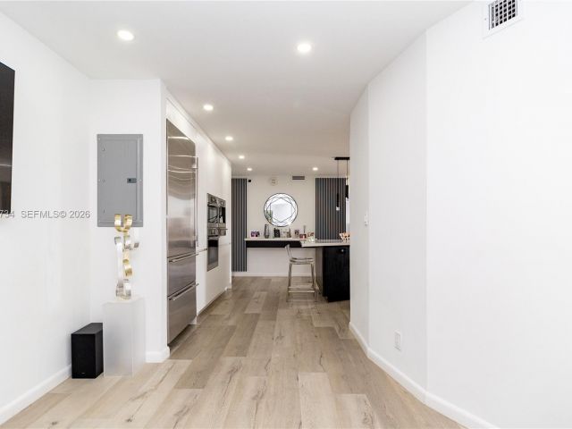 Apartment for rent  Unit #619 - photo 7172858