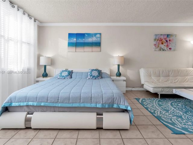 condo for rent in Hollywood - 2501 S Ocean Dr 534 - MondialRealty