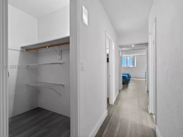 2-bedroom condo for rent in Sunny Isles Beach - 19380 Collins Ave 901 - MondialRealty