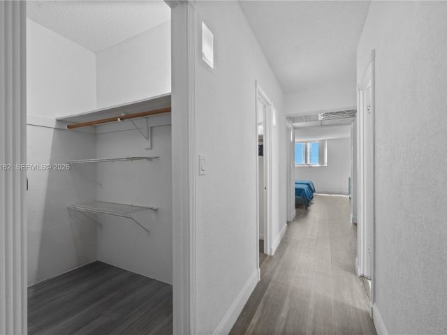 2-bedroom condo for rent in Sunny Isles Beach - 19380 Collins Ave 901 - MondialRealty