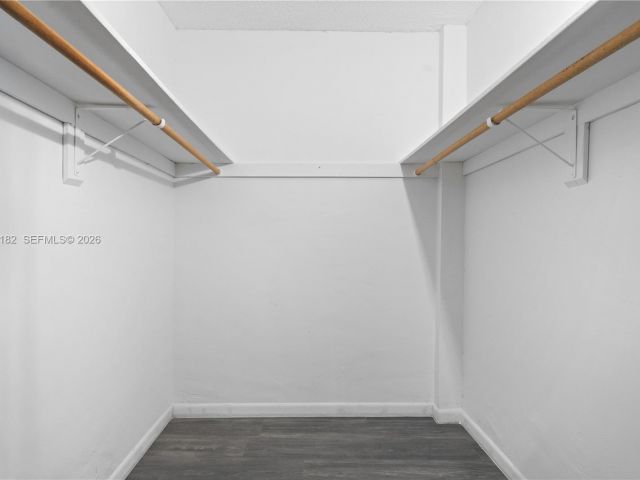 2-bedroom condo for rent in Sunny Isles Beach - 19380 Collins Ave 901 - MondialRealty