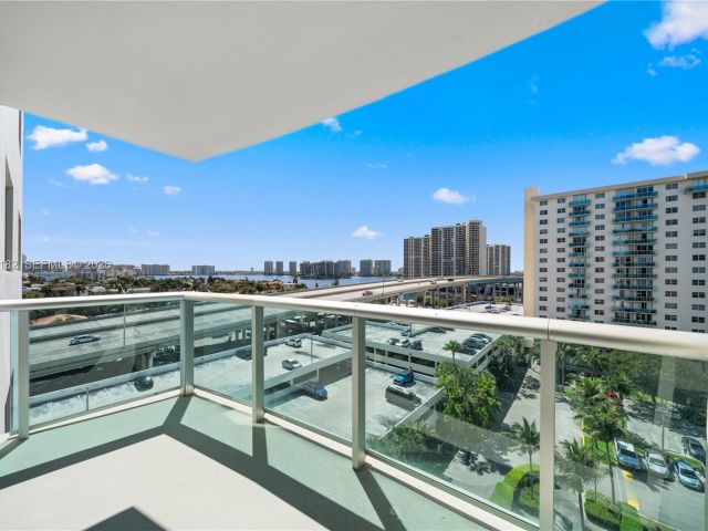 2-bedroom condo for rent in Sunny Isles Beach - 19380 Collins Ave 901 - MondialRealty