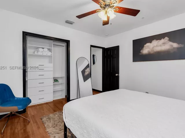 3-bedroom home for sale in Biscayne Park - 660 NE 121st St - MondialRealty