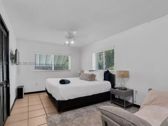 3-bedroom home for sale in Biscayne Park - 660 NE 121st St - MondialRealty