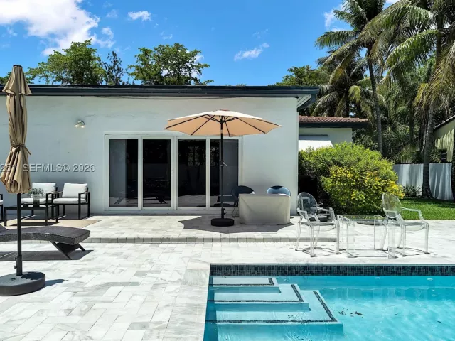 3-bedroom home for sale in Biscayne Park - 660 NE 121st St - MondialRealty
