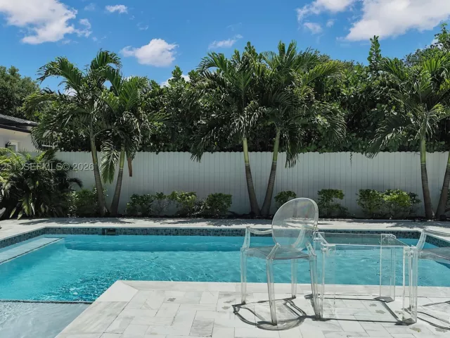 3-bedroom home for sale in Biscayne Park - 660 NE 121st St - MondialRealty