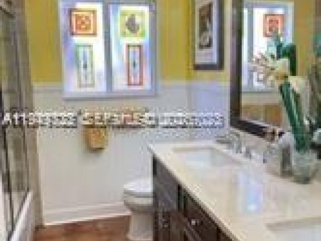 Home for rent at 1070 N Shore Dr - photo 7171489