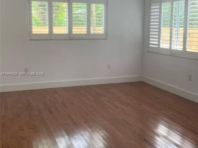 Home for rent at 1070 N Shore Dr - photo 7171494