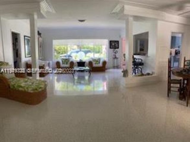 Home for rent at 1070 N Shore Dr - photo 7171495