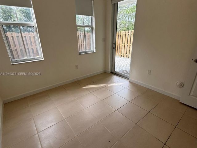 Home for rent at 7412 NW 108th Path 0 - photo 7521721