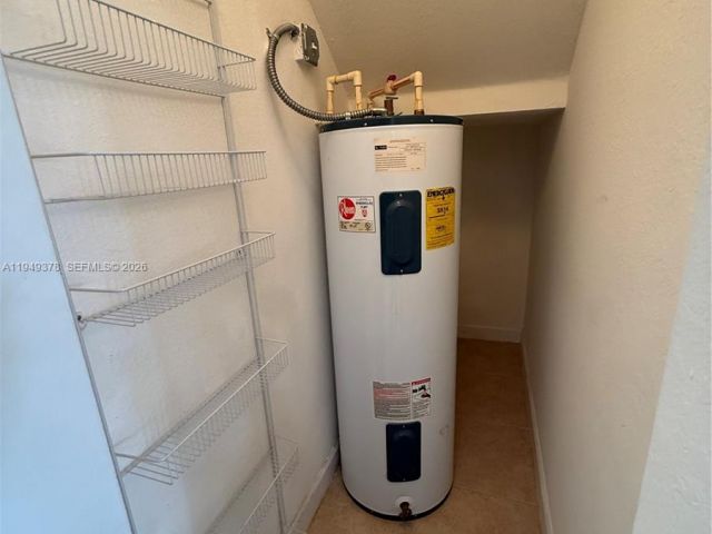 Home for rent at 7412 NW 108th Path 0 - photo 7521725