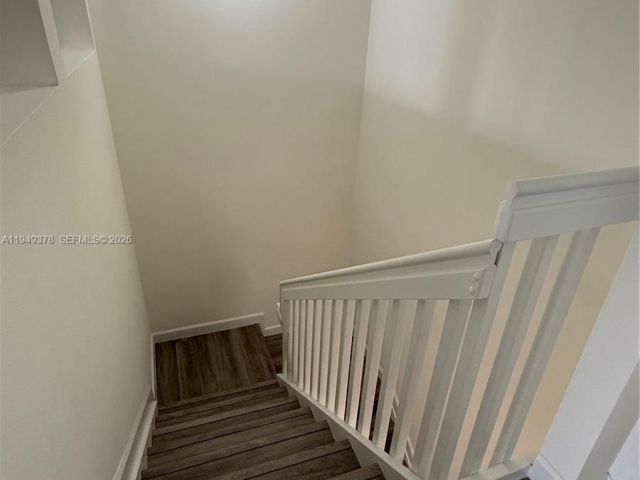 Home for rent at 7412 NW 108th Path 0 - photo 7521727