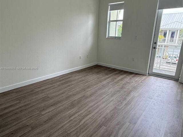 Home for rent at 7412 NW 108th Path 0 - photo 7521730