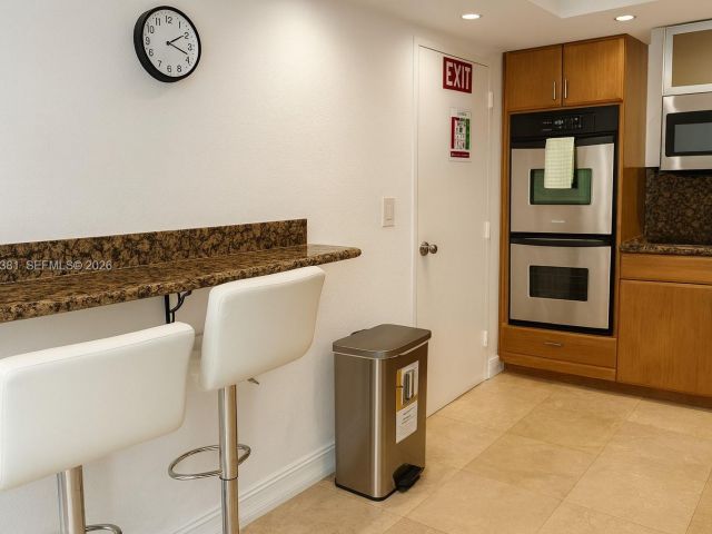 Apartment for rent  Unit #3J - photo 7176019