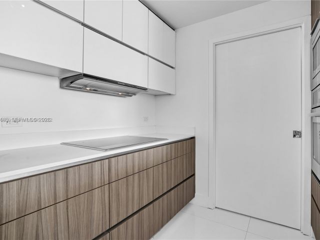 Apartment for sale  Unit #2904 - photo 7177056