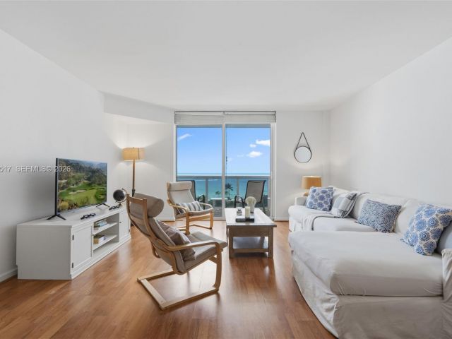 Apartment for sale  Unit #718 - photo 7175024