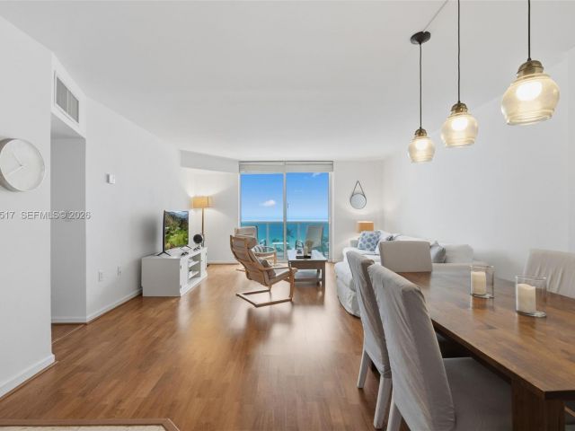 Apartment for sale  Unit #718 - photo 7175027