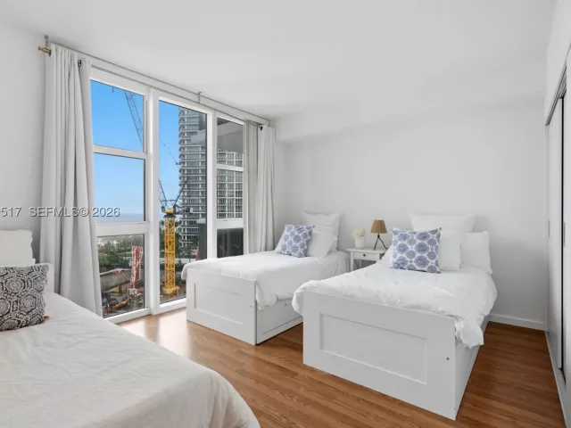 2-bedroom condo for sale in Bal Harbour - 10275 Collins Ave 718 - MondialRealty
