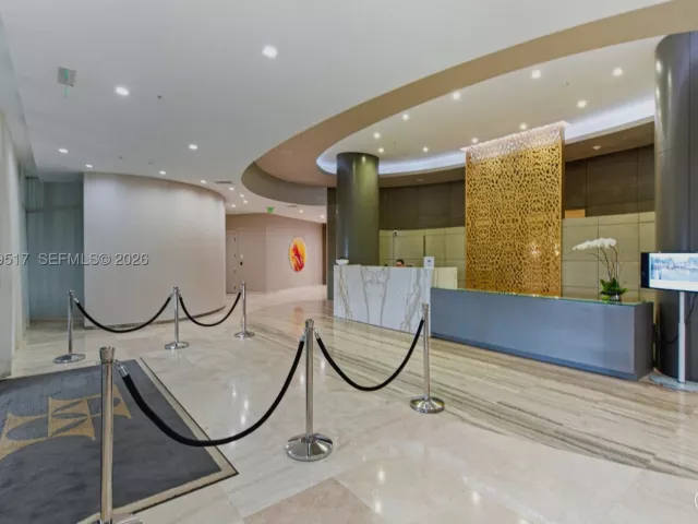 2-bedroom condo for sale in Bal Harbour - 10275 Collins Ave 718 - MondialRealty