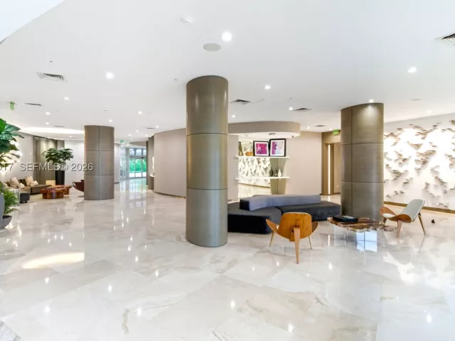 2-bedroom condo for sale in Bal Harbour - 10275 Collins Ave 718 - MondialRealty