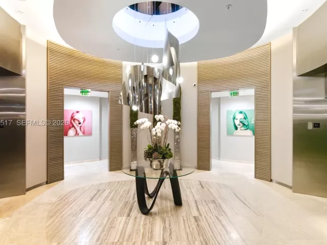 2-bedroom condo for sale in Bal Harbour - 10275 Collins Ave 718 - MondialRealty