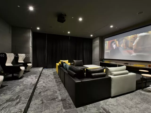 1-bedroom condo for sale in Miami - 45 SW 9th St 3405 - MondialRealty