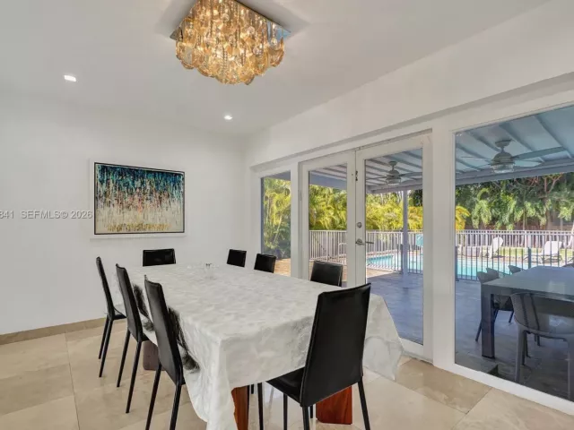 4-bedroom home for rent in Miami Beach - 3757 Prairie Ave - MondialRealty