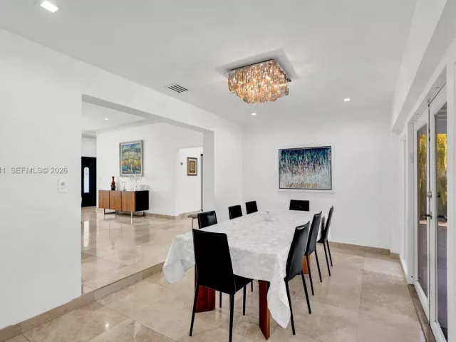 4-bedroom home for rent in Miami Beach - 3757 Prairie Ave - MondialRealty