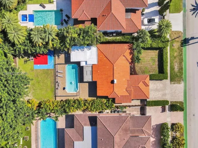 4-bedroom home for rent in Miami Beach - 3757 Prairie Ave - MondialRealty