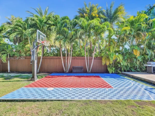 4-bedroom home for rent in Miami Beach - 3757 Prairie Ave - MondialRealty