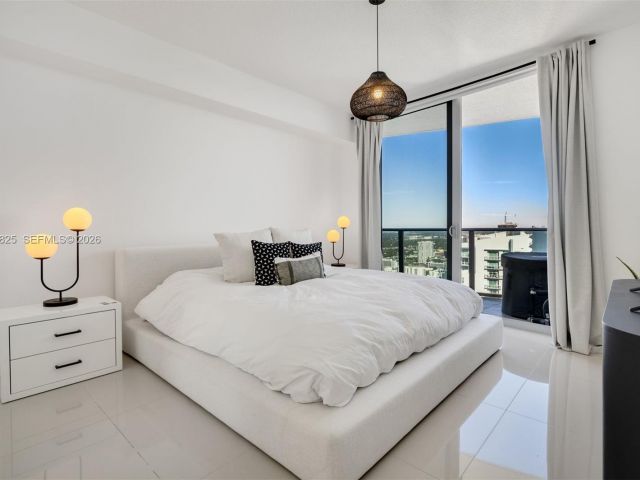 Apartment for sale  Unit #4805 - photo 7200423