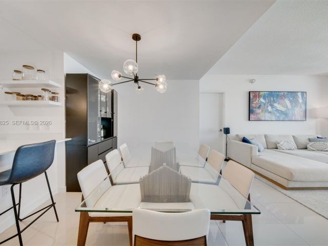 Apartment for sale  Unit #4805 - photo 7200432