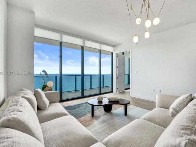 Apartment for rent  Unit #1904 - photo 7189413