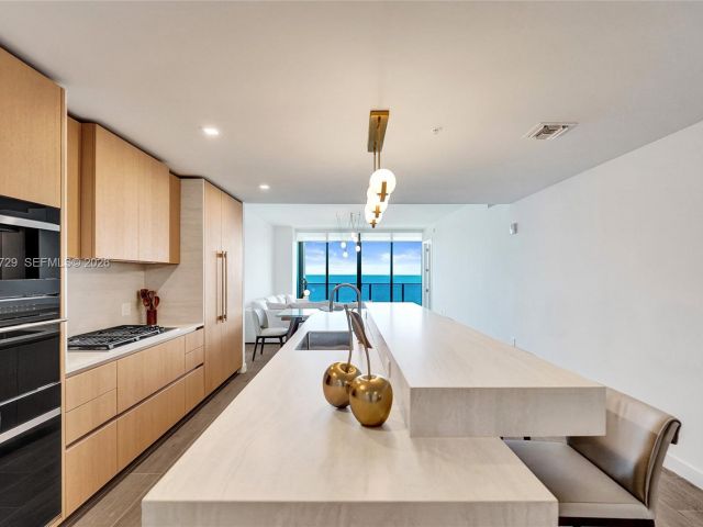 Apartment for rent  Unit #1904 - photo 7189424