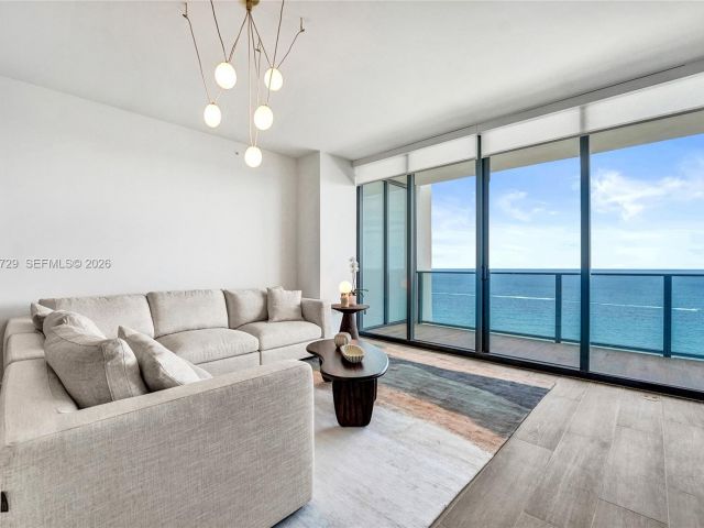 Apartment for rent  Unit #1904 - photo 7189432