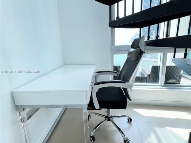 Apartment for rent  Unit #L-814 - photo 7193021