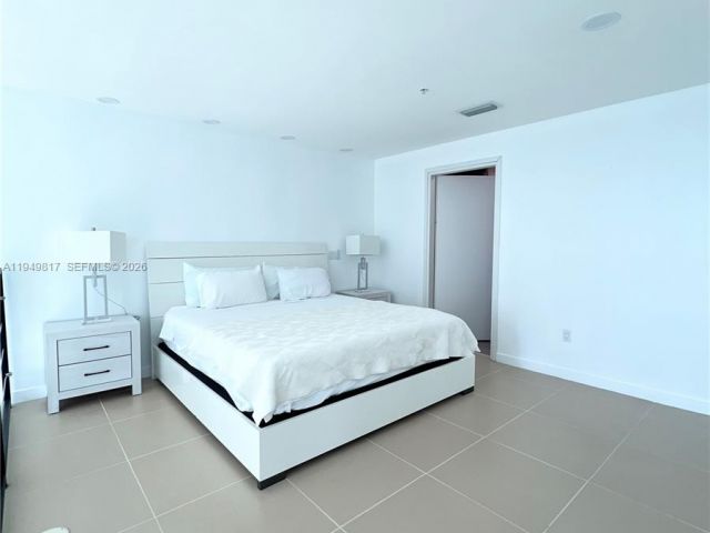 Apartment for rent  Unit #L-814 - photo 7193030