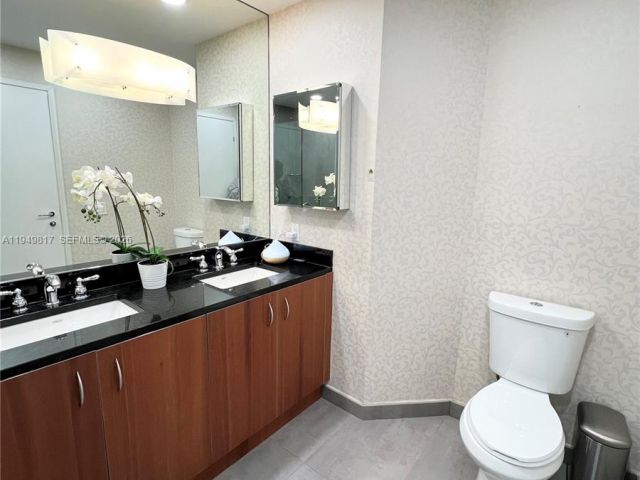 Apartment for rent  Unit #L-814 - photo 7193035