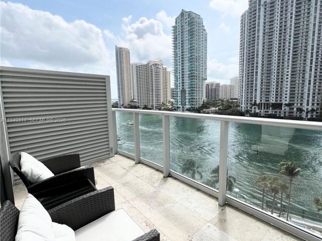 Apartment for rent  Unit #L-814 - photo 7193041