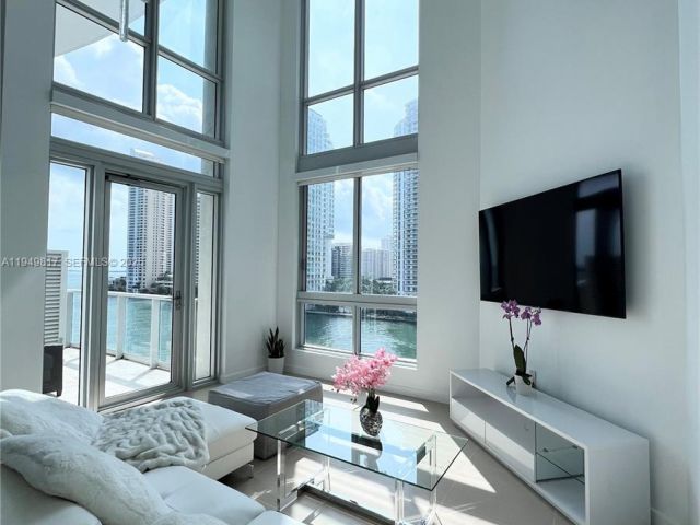 Apartment for rent  Unit #L-814 - photo 7193042