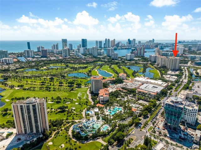 2-bedroom condo for rent in Aventura - 19501 W Country Club Dr 2412 - MondialRealty
