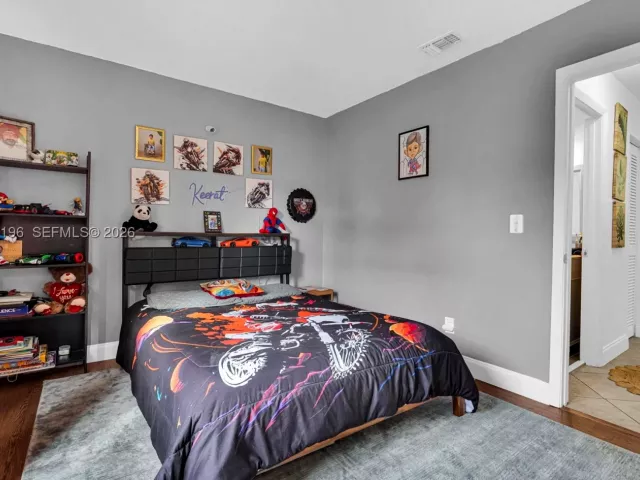 3-bedroom home for sale in Pembroke Pines - 1975 NW 191st Ave - MondialRealty