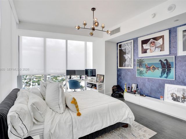 Apartment for sale  Unit #3708 - photo 7191489