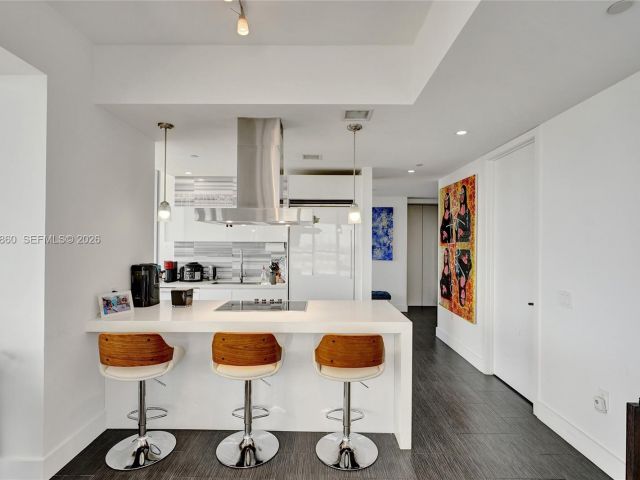 Apartment for sale  Unit #3708 - photo 7191501