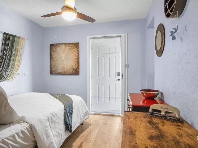 3-bedroom home for sale in Wilton Manors - 316 NW 29th St - MondialRealty