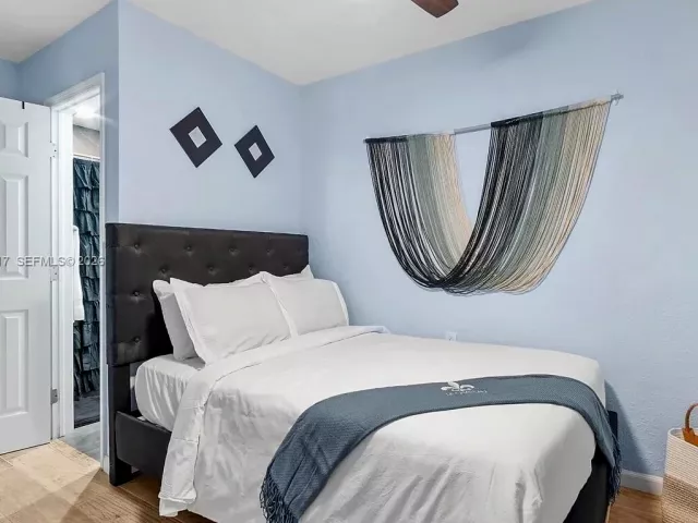 3-bedroom home for sale in Wilton Manors - 316 NW 29th St - MondialRealty