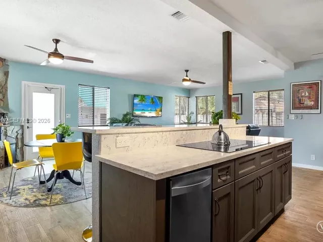 3-bedroom home for sale in Wilton Manors - 316 NW 29th St - MondialRealty