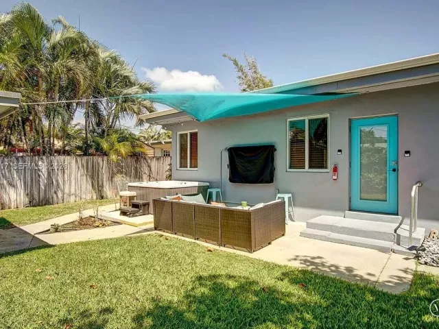 3-bedroom home for sale in Wilton Manors - 316 NW 29th St - MondialRealty