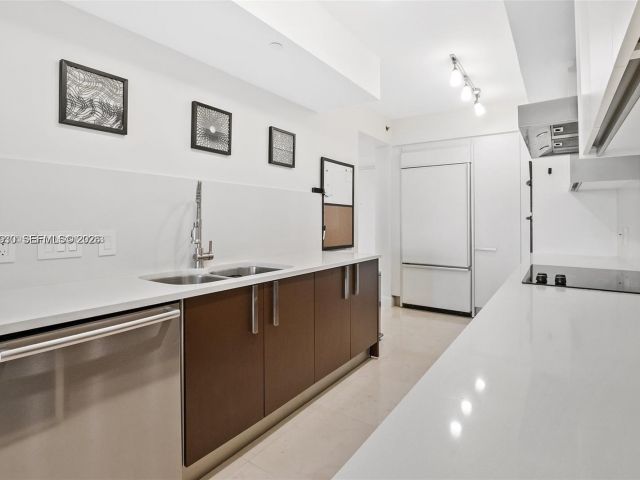 Apartment for rent  Unit #3608 - photo 7193829